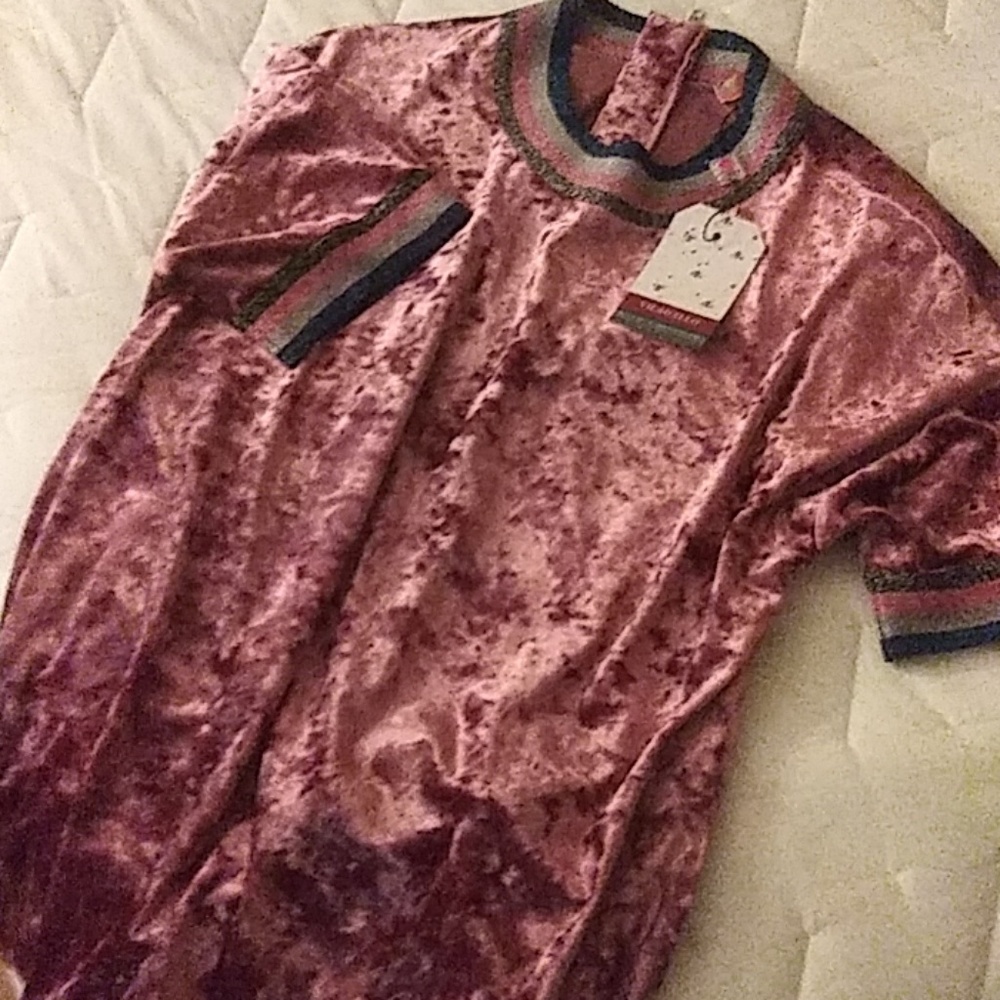 Crushed velvet top
